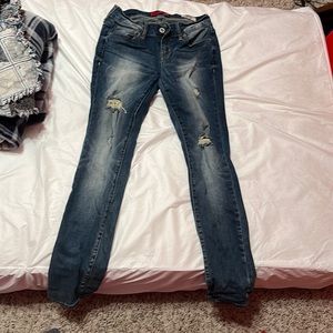Guess jeans 27 medium rise skinny Sarah fit
